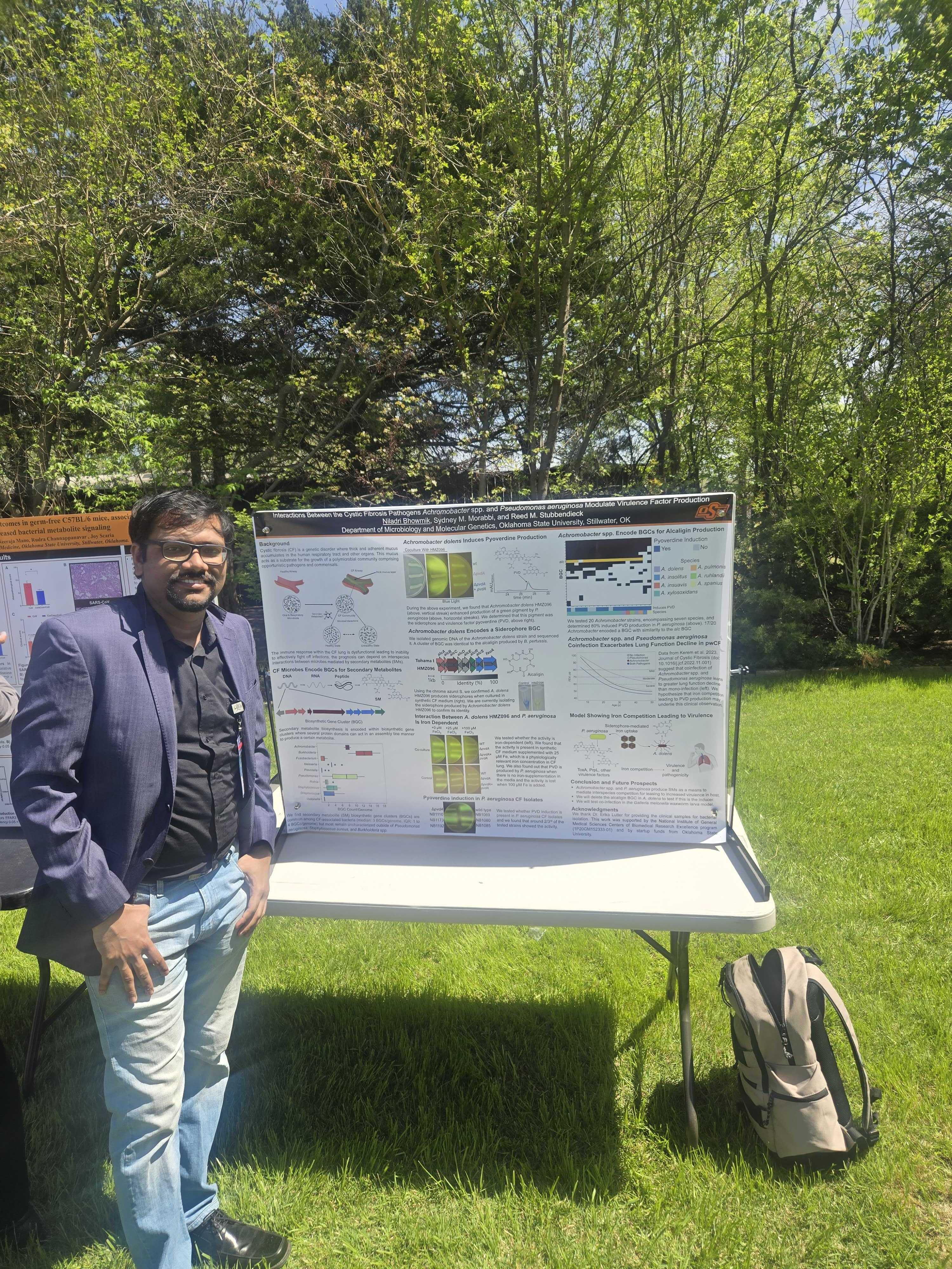 Niladri presenting his poster at the OCRID symposium.